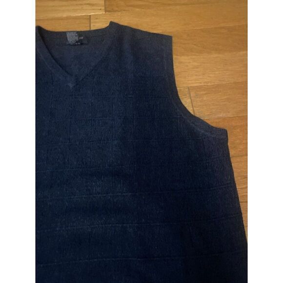 Dockers, men's navy blue sleeveless sweater vest size large - Picture 3 of 9